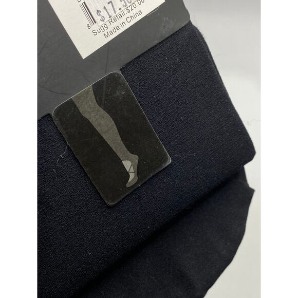 MEMOI Women's Black Solid Semi Sheer Criss-Cross Cutout Foot Tights SZ M/L - Picture 5 of 10